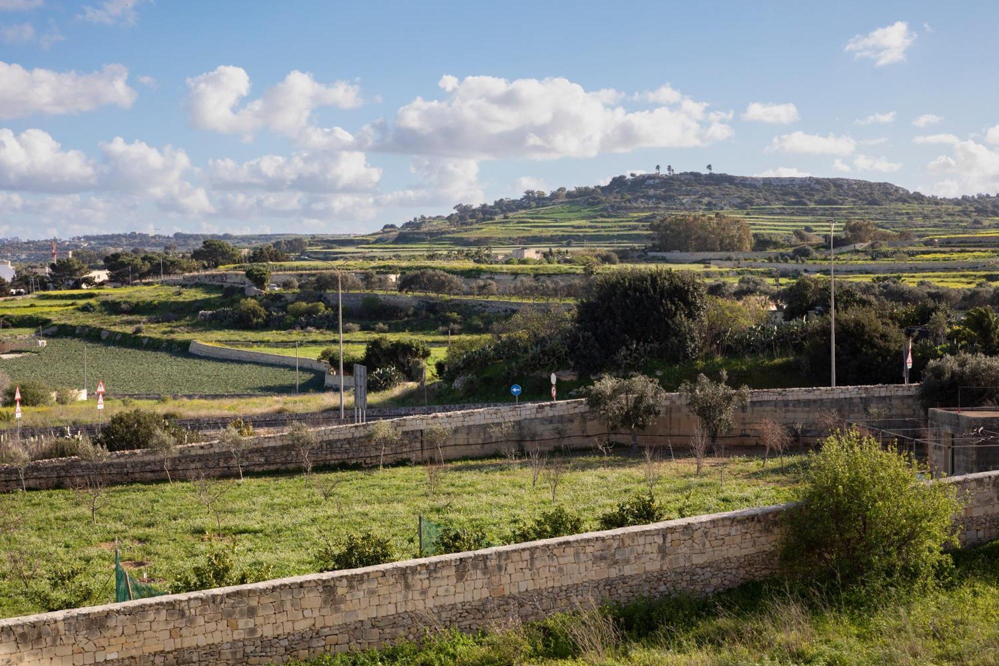 Modern & Spacious 2Br Apartment With Country Views - Close To Xemxija Bay San Pawl il-Baħar Eksteriør bilde