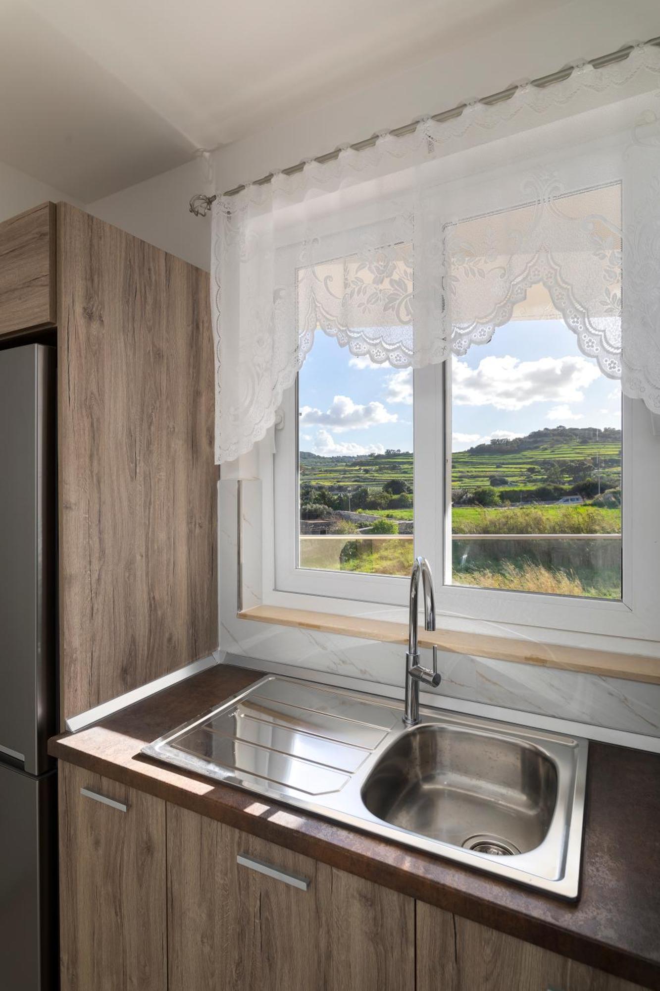 Modern & Spacious 2Br Apartment With Country Views - Close To Xemxija Bay San Pawl il-Baħar Eksteriør bilde