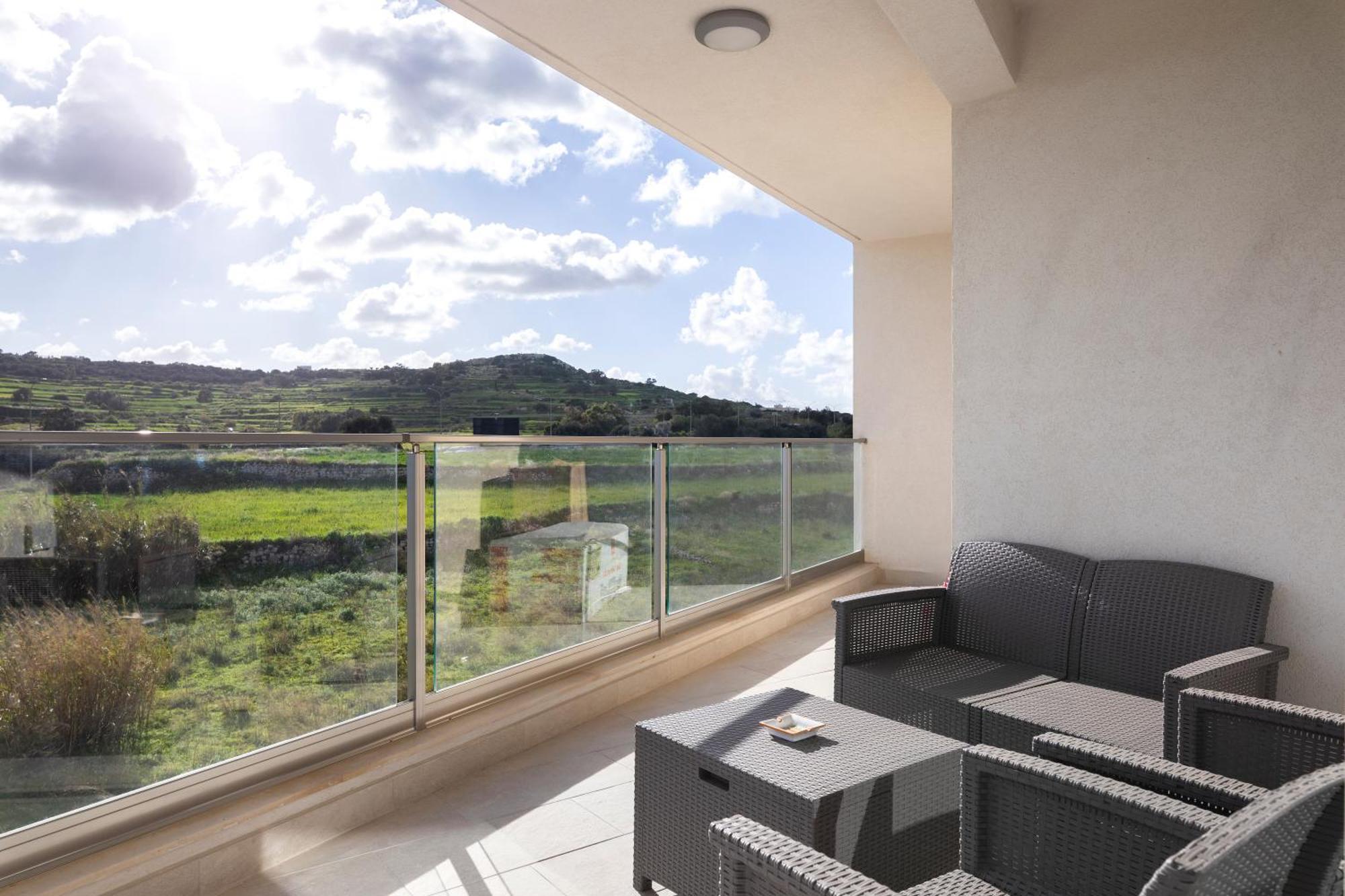 Modern & Spacious 2Br Apartment With Country Views - Close To Xemxija Bay San Pawl il-Baħar Eksteriør bilde